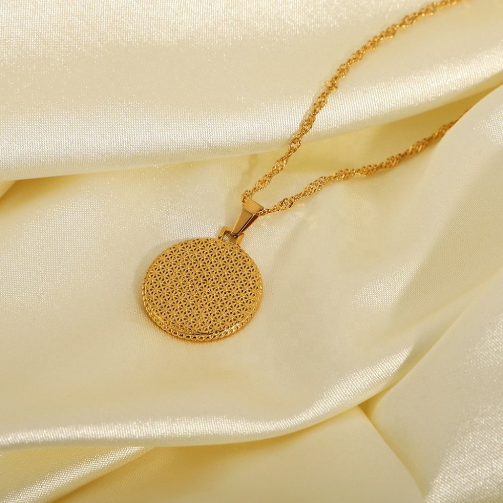 Scarlett Necklace - Picture 5 of 6